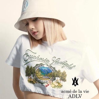 Áo thun croptop adlv bst lisa
