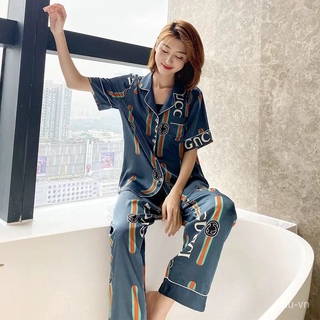 Bộ Đồ Ngủ Lụa Bóng Thời Trang Cho Nữ