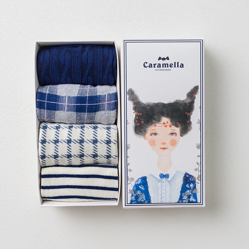 Set 4 đôi tất mắt cá nữ Caramella hoạ tiết caro tặng kèm hộp hoặc túi zip hình công chúa đại dương