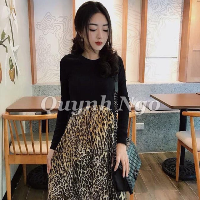 Đầm Zara chuẩn auth, hàng vợt sale giá cực yêu thương. Đầm liền nhưng thiết kế giống như áo kết hợp chân váy sang chảnh.