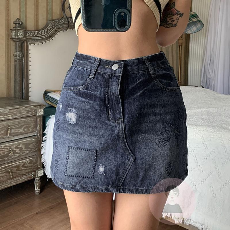 Chân Váy Jeans Lưng Thấp Đính Nút Thời Trang Cho Nữ