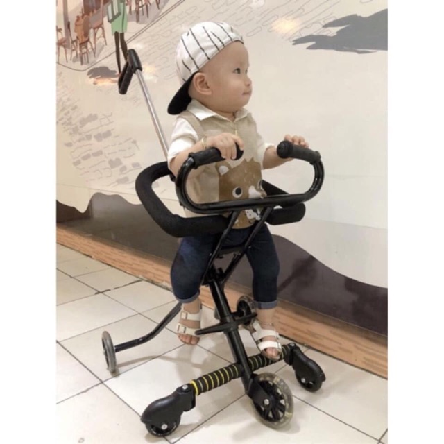 Xe đẩy 5 bánh gấp gọn cho bé
