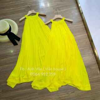Váy yếm xêp ly