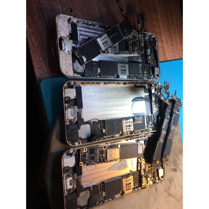 MAIN IPHONE CHO BÁC NÀO LẤY ĐỒ MAIN CÒN NGUYÊN CHƯA QUA SỬA CHỮA