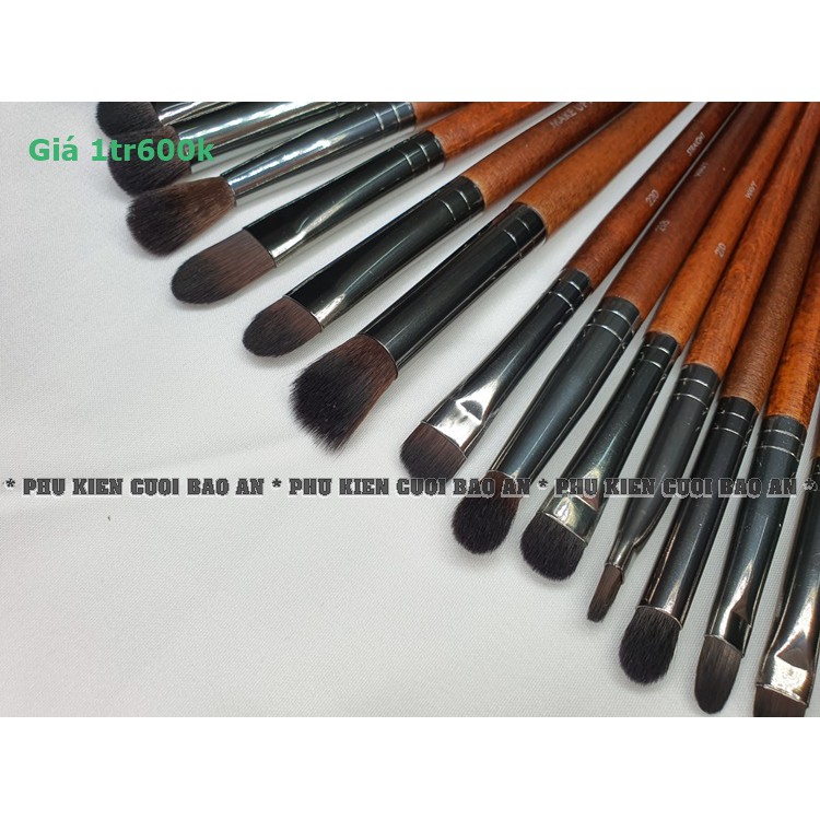 Bộ cọ chuyên nghiệp Make up Forever 35 cây