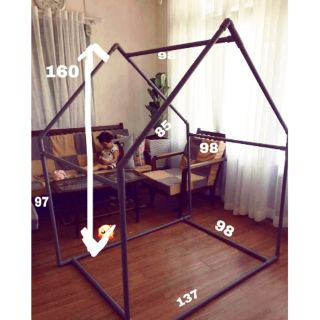Khung làm lều cho trẻ. Đổi kích thước ib