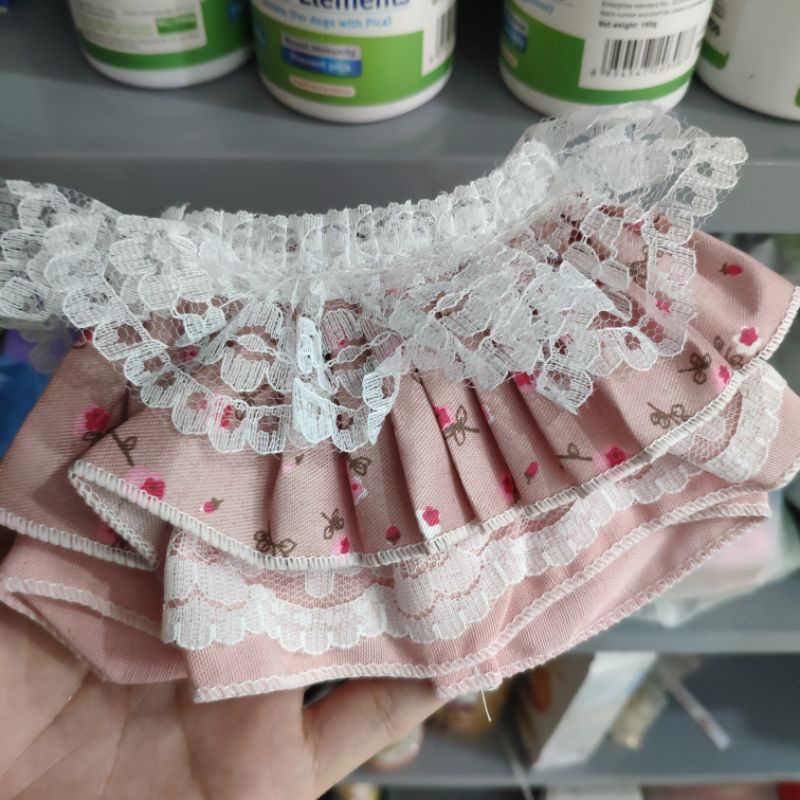 Yếm cổ áo bèo tầng xinh xắn và dễ thương cho chó mèo