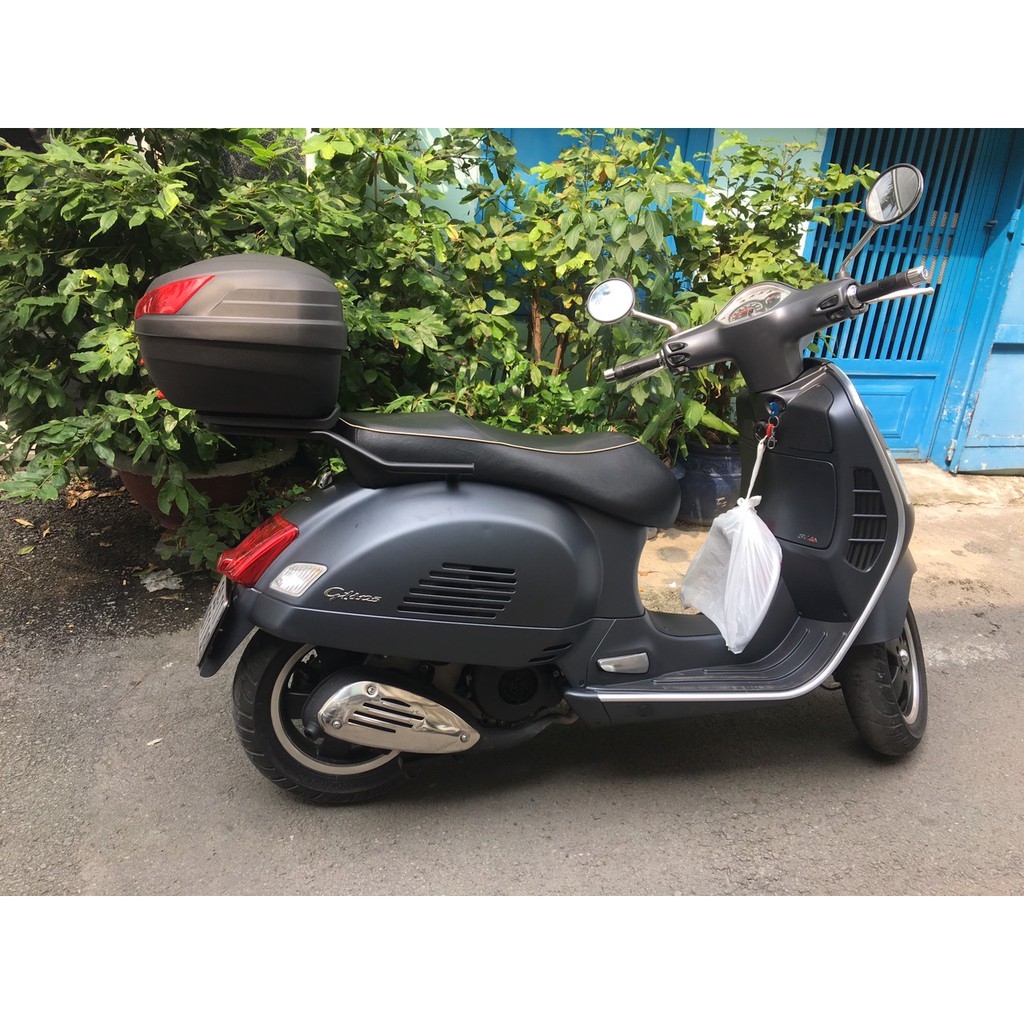 Thùng xe Vespa GTS mẫu B27N và baga SRV thiết kế chuẩn xe Vespa