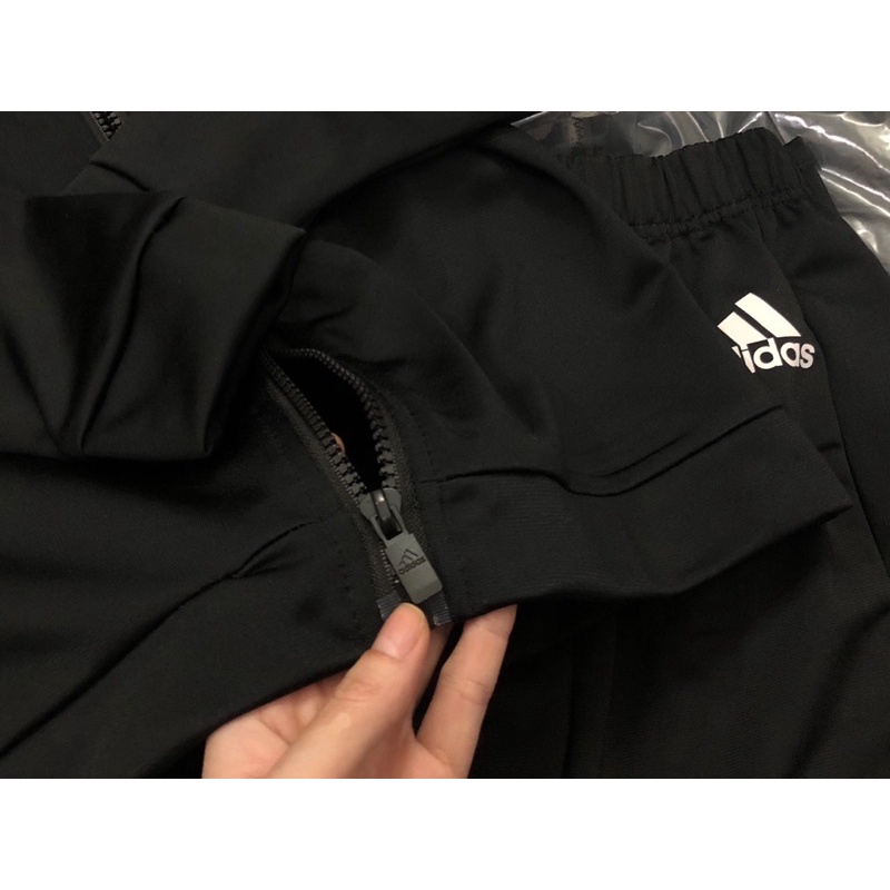 Bộ kéo khoá thể thao đen sọc trắng Adidas chất uni 12-36kg