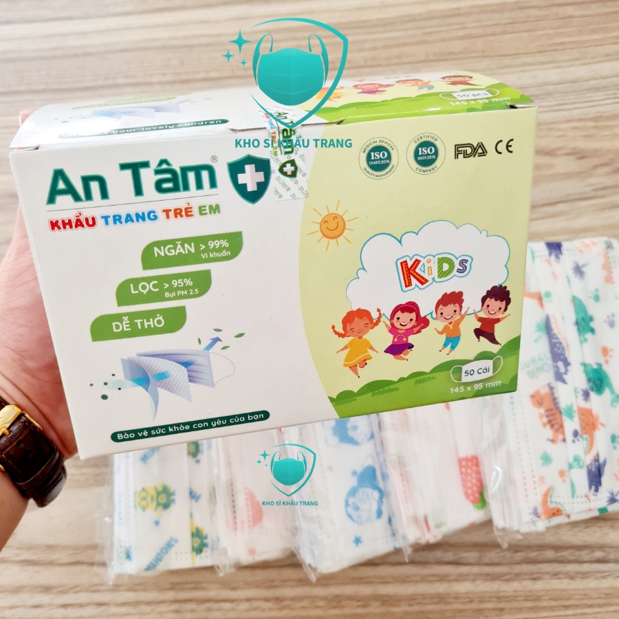 Khẩu trang y tế bé An Tâm 3 lớp kháng khuẩn hộp 50 cái mix hình ngẫu nhiên