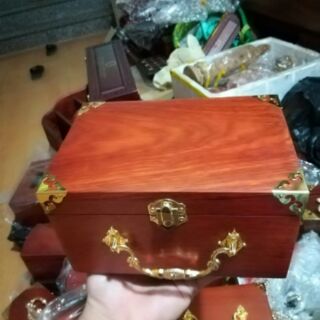 Hộp đựng trang sức gỗ