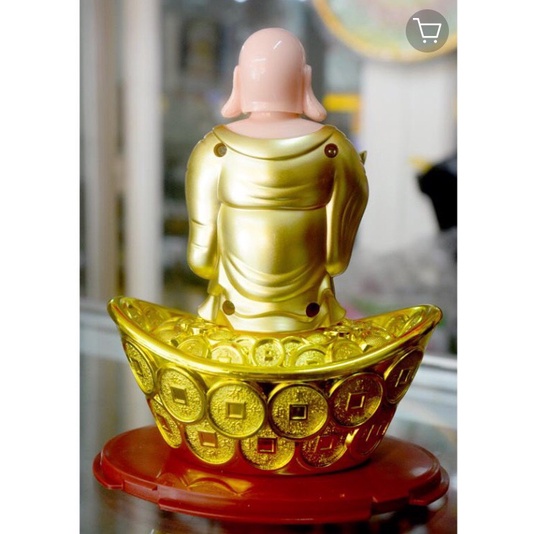 Tượng phật Di Lặc Thỏi vàng vẫy quạt, gật đầu bằng năng lượng mặt trời