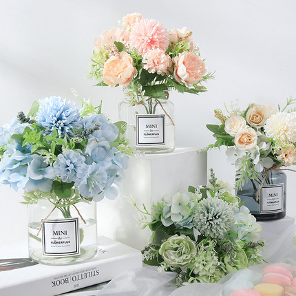 Bó hoa giả trang trí nhà cửa sang trọng