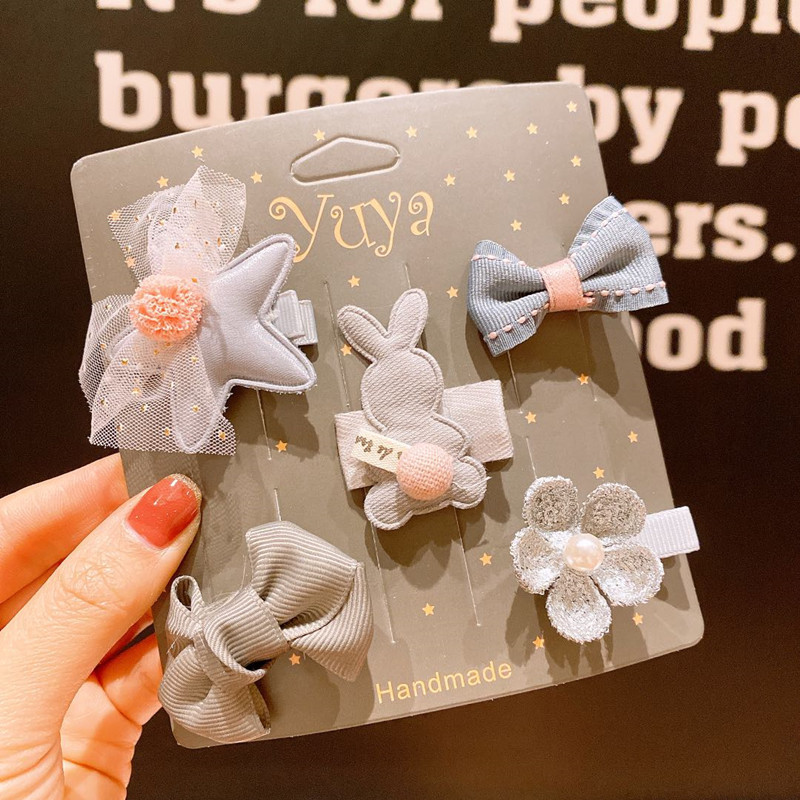 Set of 5 cute Korean style hair clips for babies