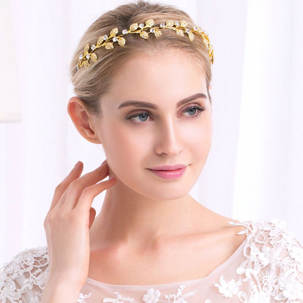 Vương miện cô dâu đính đá lấp lánh