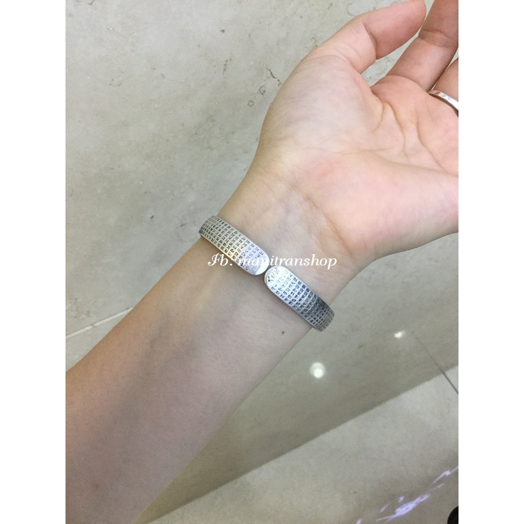 Vòng Tay Khắc Đại Bi Hoa Sen Cát Tường bên trong khắc Bát Nhã Tâm Kinh