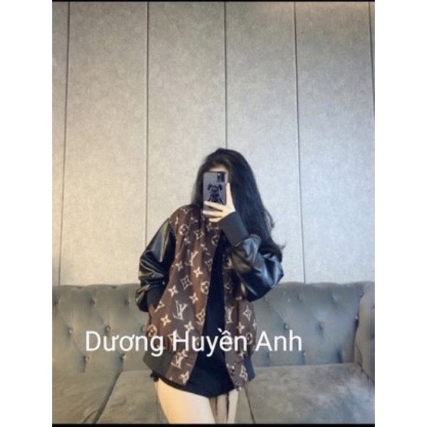 Áo khoác bomber chữ