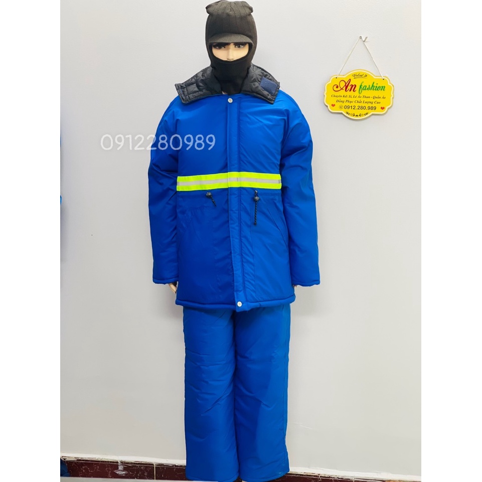 Đồ bảo hộ dùng trong kho đông lạnh -25 độ có phản quang màu xanh sáng tươi, dầy dặn chống lạnh cực tốt.
