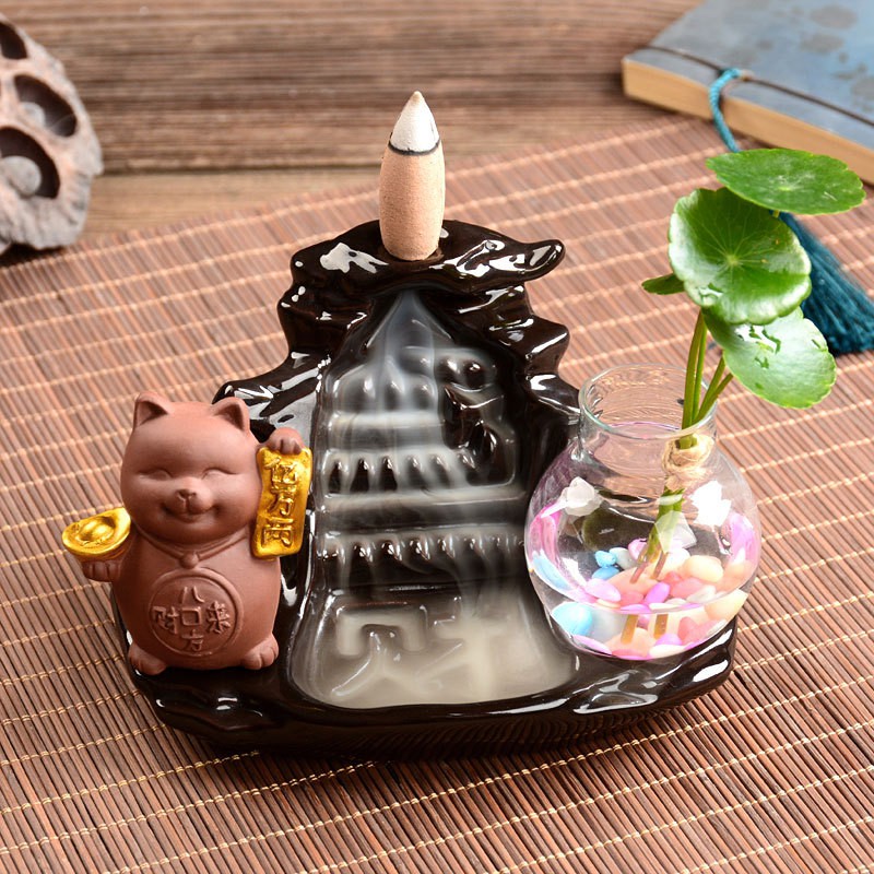 Thác Khói Trầm Hương - Mèo Thần Tài ( tặng kèm 5 nụ trầm)