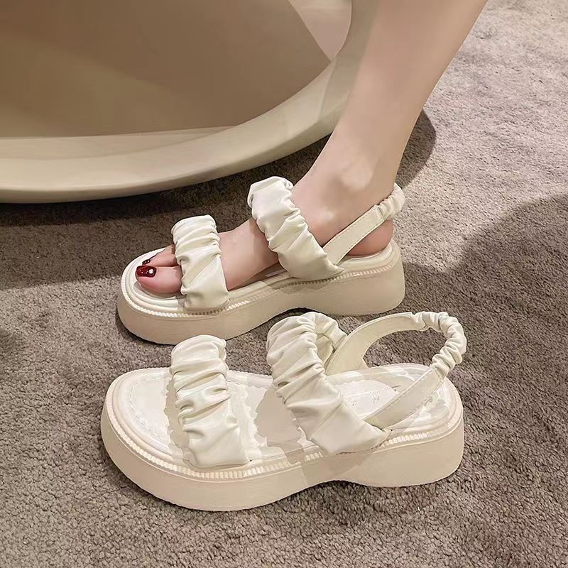 Dép Đi Biển Kiểu Dáng Ngọt Ngào Cá Tính