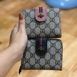 Ví gập cầm tay con ong