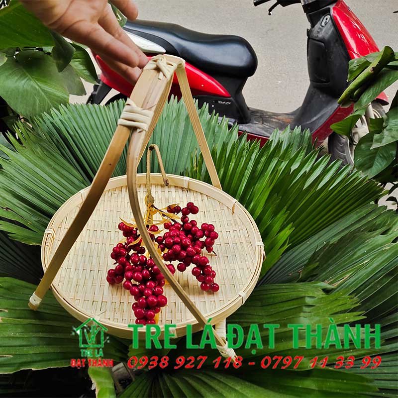 Mẹt tre 3 tầng vuông, kệ mẹt tre vuông đựng bánh mứt trái cây