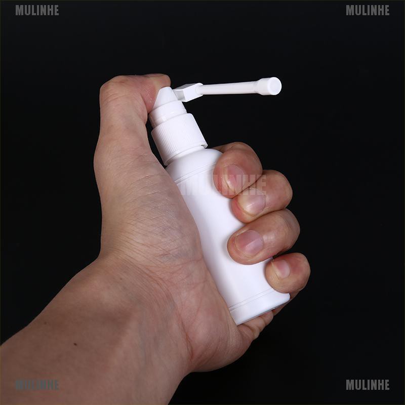 1 Bình Xịt Mũi Rỗng Dạng Xoay Tiện Lợi
