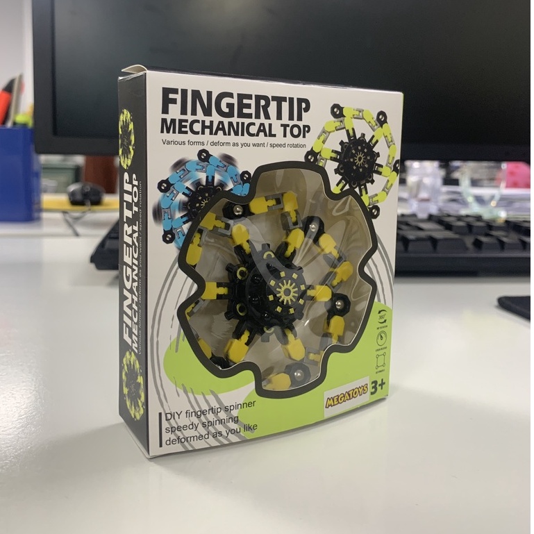 Đồ chơi con quay spinner robot biến hình thông minh 148-1