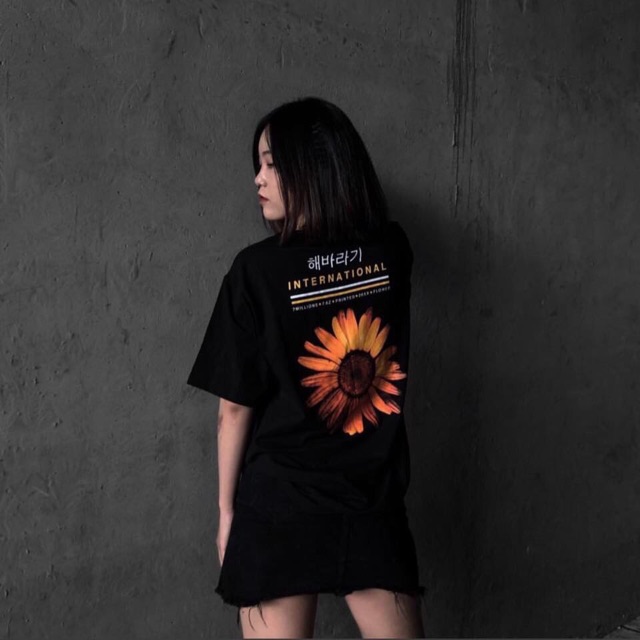 áo thun unisex form rộng hoa cúc