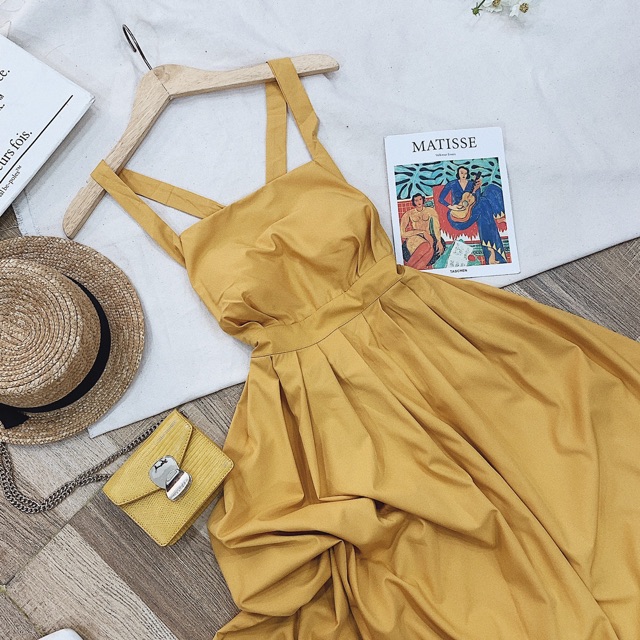 ĐẦM MAXI VÀNG HỞ LƯNG | BigBuy360 - bigbuy360.vn