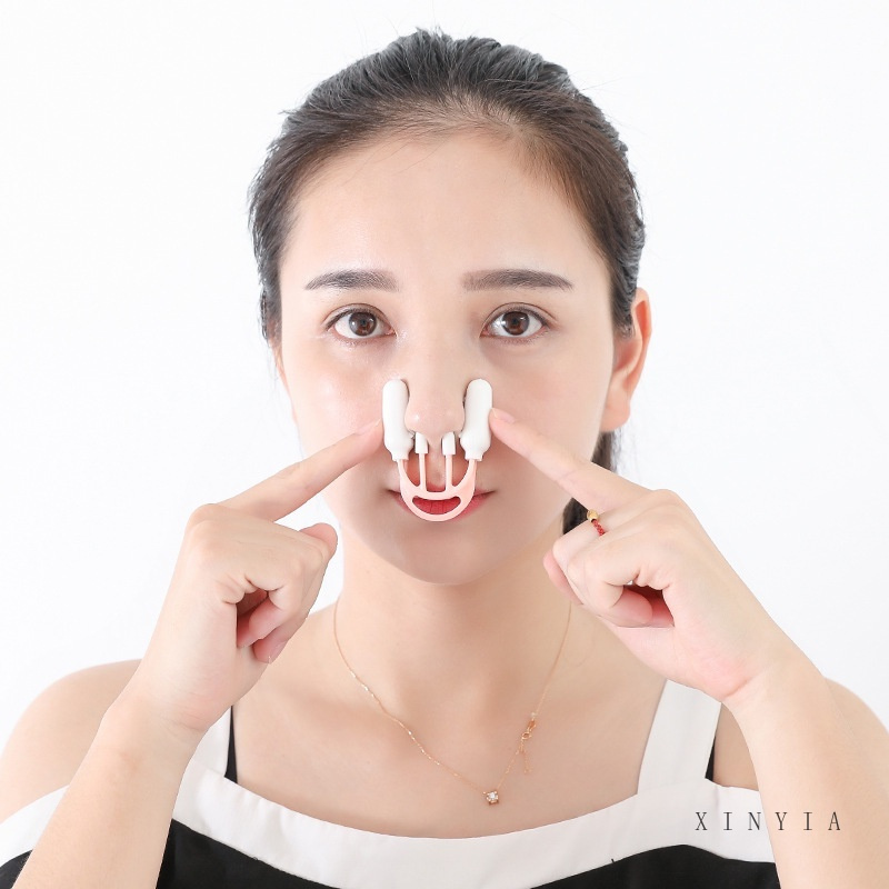 [Hàng mới về] Kẹp nâng sống mũi làm đẹp tiện lợi