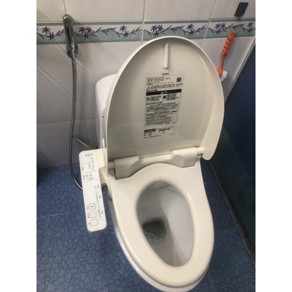 Nắp bệt Toto thông minh 100V nội địa Nhật.Chức năng rửa sấy,xịt massage,sấy,diệt khuẩn...