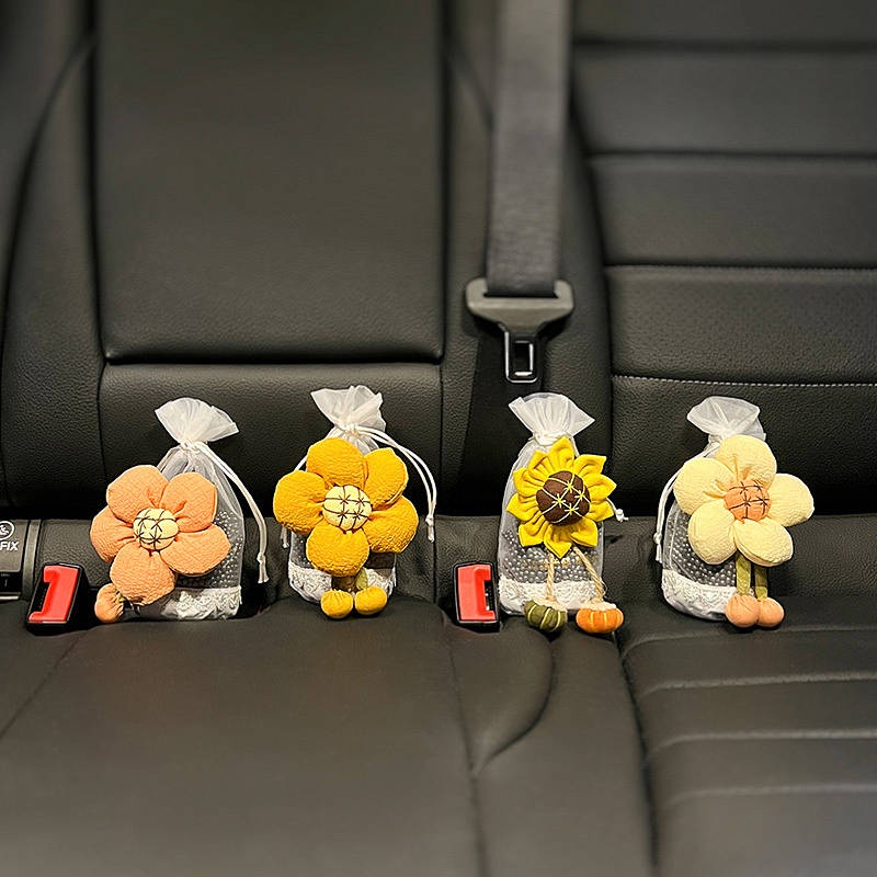 Bamboo Charcoal Bag for Automobile Formaldehyde Removal Odor Removal Activated Carbon Car Good Stuff Charcoal Bag Doll New Car Interior Decoration Supplies Female Auto department store supplies