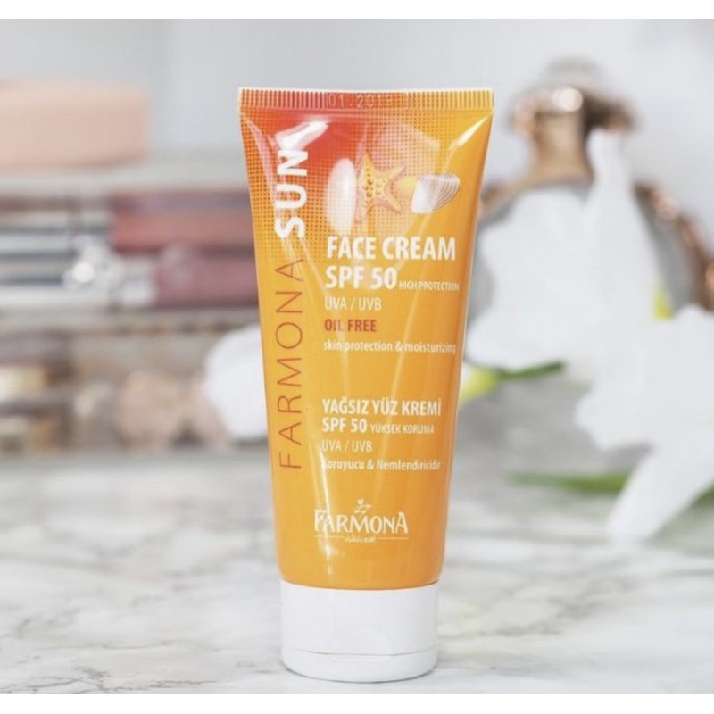 [CHÍNH HÃNG] KEM CHỐNG NẮNG FAMONA SPF50+++ dành cho da dầu, mụn và da hỗ hợp, nâng tone giống kem nền | BigBuy360 - bigbuy360.vn