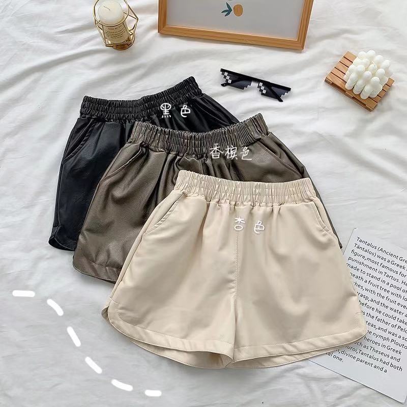 Quần short da lưng cao ống rộng thời trang cá tính | BigBuy360 - bigbuy360.vn