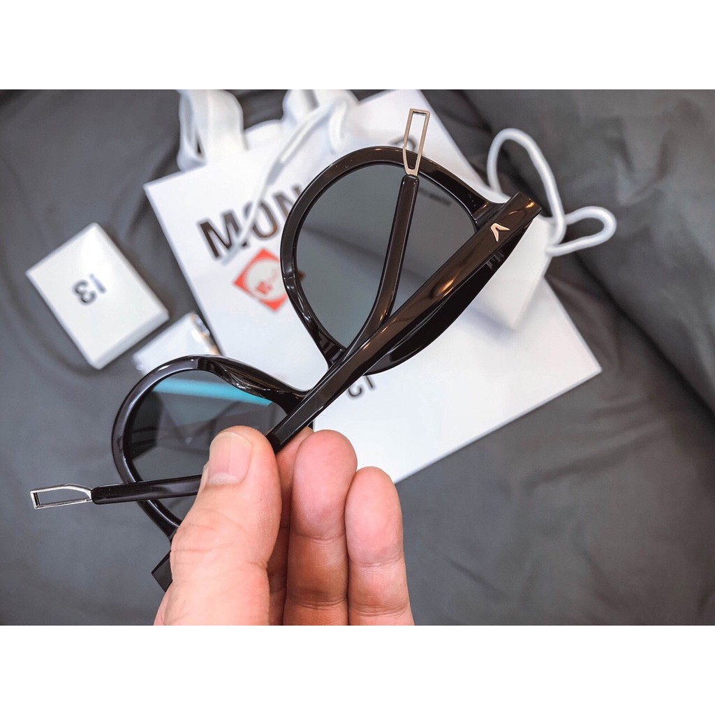 [Mã FAGOGO giảm 12% đơn 99K] Kính Mát Thời Trang Huyền Thoại Biển Xanh | BigBuy360 - bigbuy360.vn