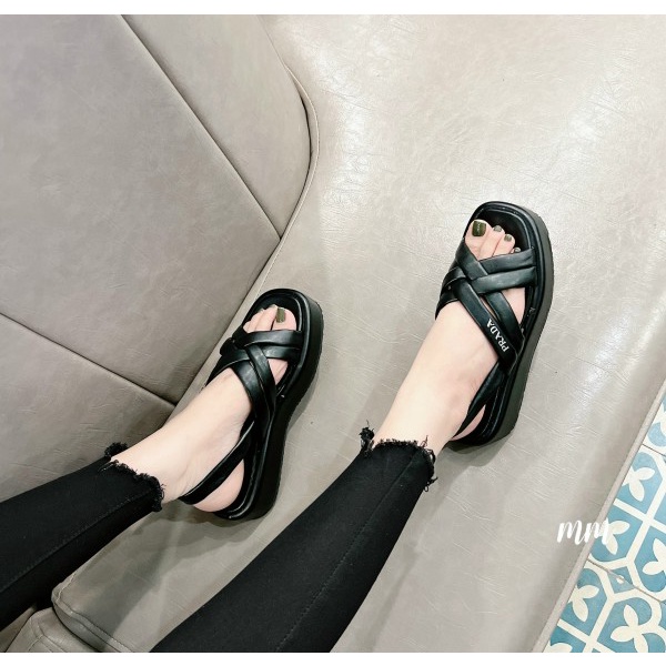 ( Ảnh thật ) Sandal Prada Bản Mới Quai Đan Chất Da Mềm Đế 3cm Hàng Chuẩn Loại 1 Fullbox Bill