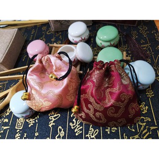 Túi gấm cổ trang