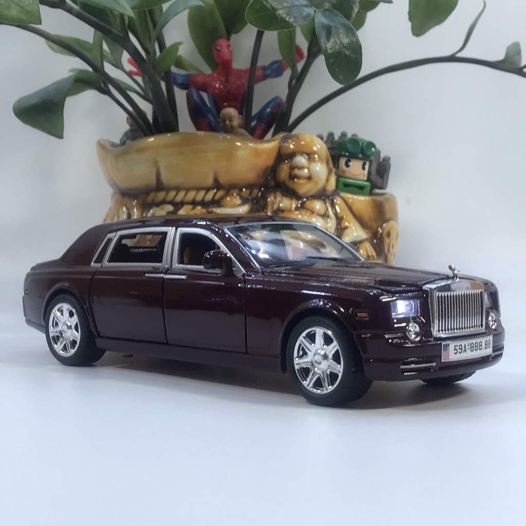 Mô hình xe ô tô Rolls Royce Phantom 1:24