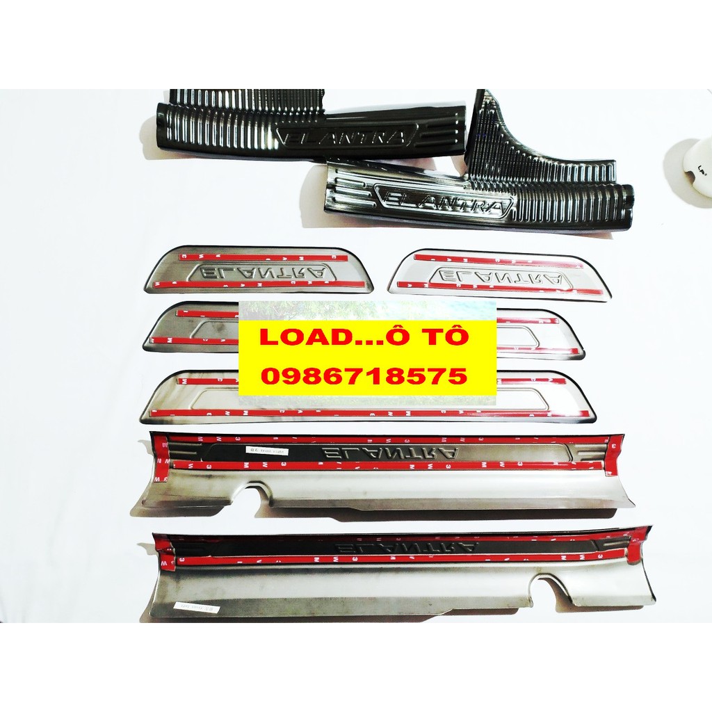 Ốp Bậc Cửa, Nẹp Bước Chân Xe  Huyndai Elantra 2022-2018 Chất Liệu Titan Cao Cấp,Nẹp Bước Chân Elantra 2018-2022