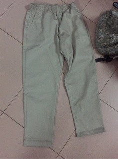 Quần kaki basic màu light tan