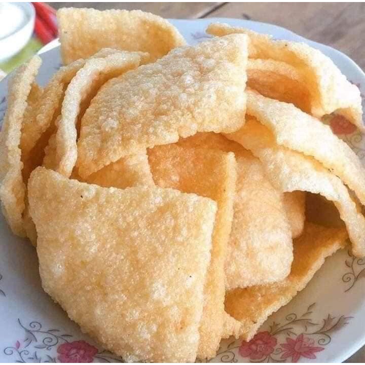 bánh phồng tôm Cà Mau được làm từ tôm đất tươi, thơm ngon