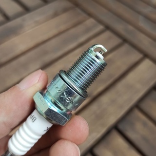 Bugi NGK niken - BP6ES ( chân dài, 14mm)
