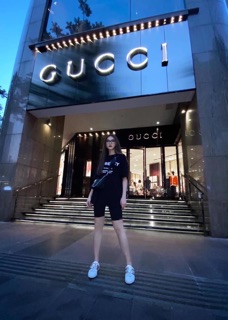 Túi prada Ngọc trinh
