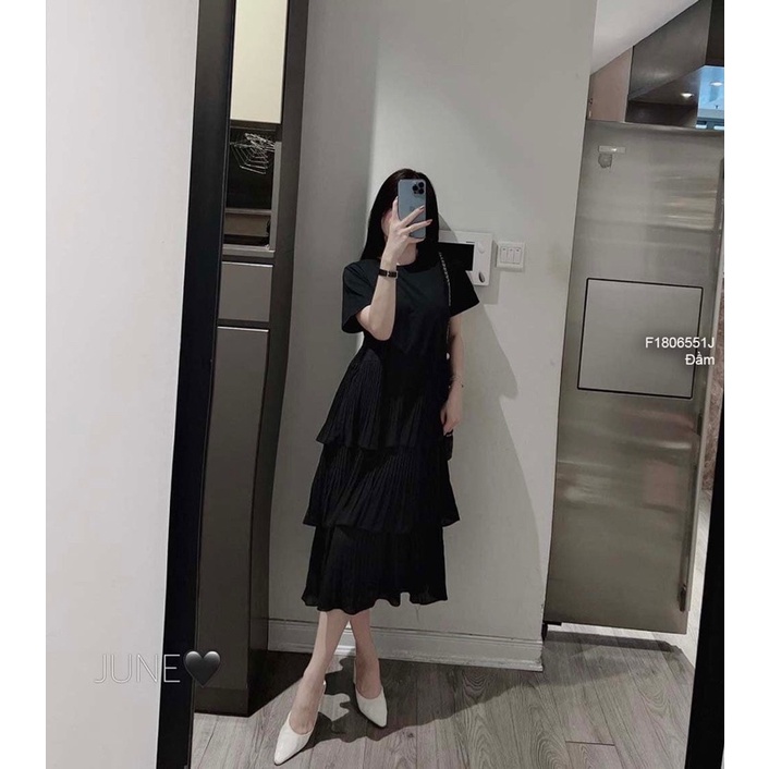 Đầm thun lụa đen phối bèo tầng dập ly cổ tròn dáng dài tay con