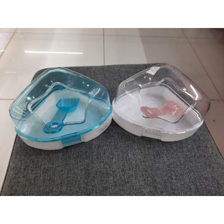 Nhà tắm mica cửa sao