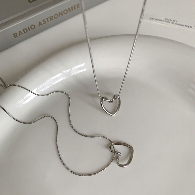 Vòng cổ Choker Mặt Hình Trái Tim Đơn Giản Phong Cách Hàn Quốc Cho Nữ