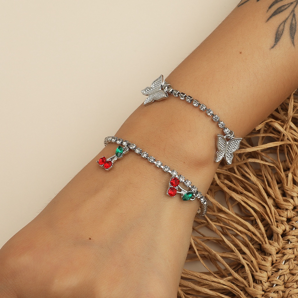 Vòng tay đính đá phong cách Hàn Quốc cho nữ