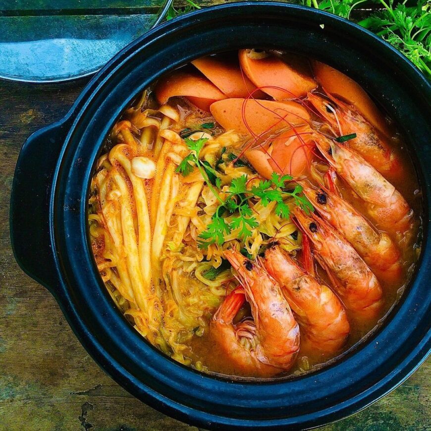 Sốt Ớt Chia Cấp Độ Mì Cay Hot Spicy  Hoặc Chai 335ml