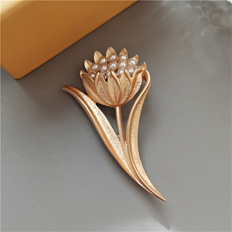 Ghim Cài Áo Hình Hoa Tulip Đính Ngọc Trai Nhân Tạo Màu Vàng Phong Cách Hàn Quốc
